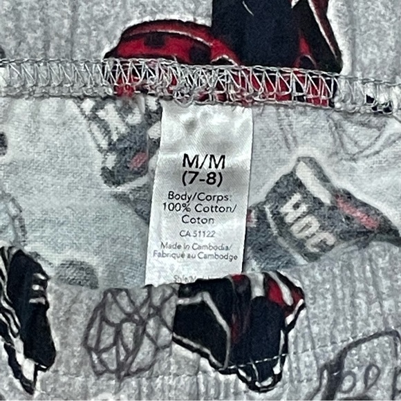 Boys fleece pajamas size 7/8M - Picture 3 of 3